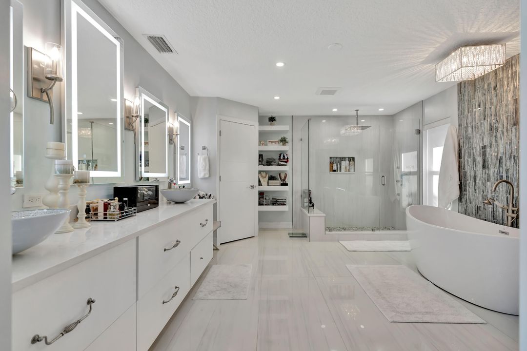 For Sale: $1,499,000 (5 beds, 4 baths, 2877 Square Feet)