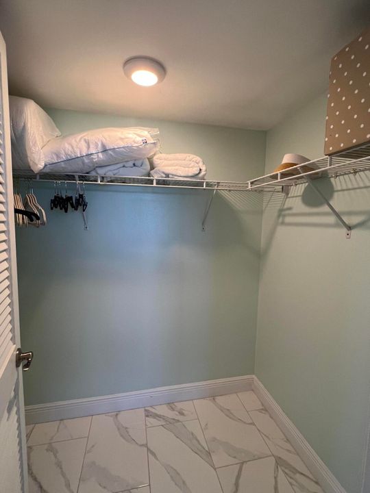 For Rent: $5,500 (2 beds, 2 baths, 1113 Square Feet)