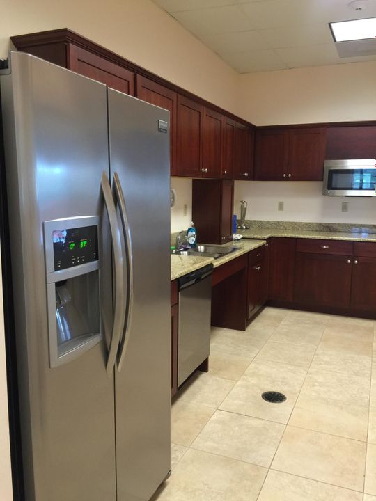 For Rent: $5,500 (2 beds, 2 baths, 1113 Square Feet)