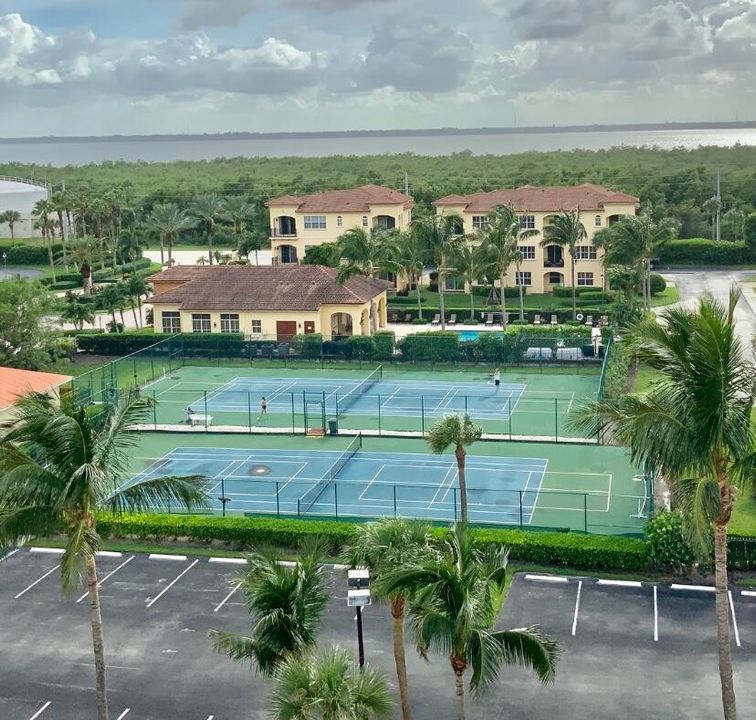 For Rent: $5,500 (2 beds, 2 baths, 1113 Square Feet)