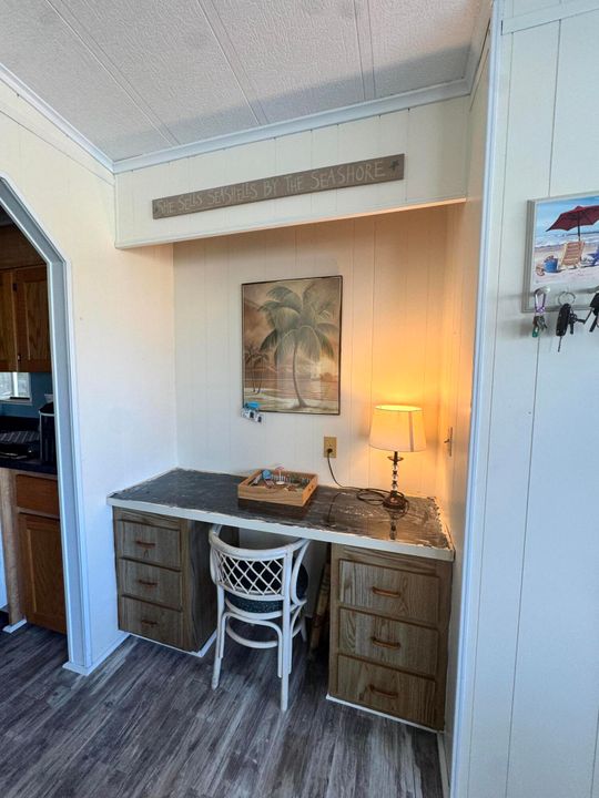 For Sale: $48,000 (2 beds, 2 baths, 1400 Square Feet)