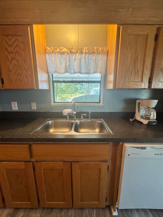 For Sale: $48,000 (2 beds, 2 baths, 1400 Square Feet)