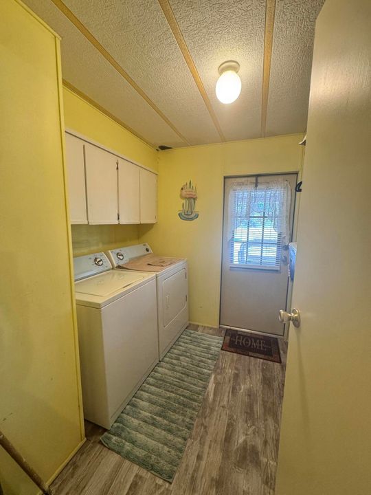 For Sale: $48,000 (2 beds, 2 baths, 1400 Square Feet)