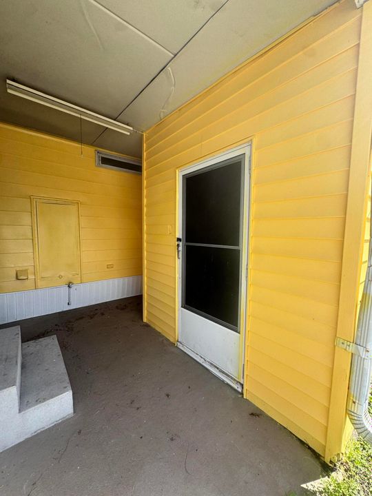 For Sale: $48,000 (2 beds, 2 baths, 1400 Square Feet)