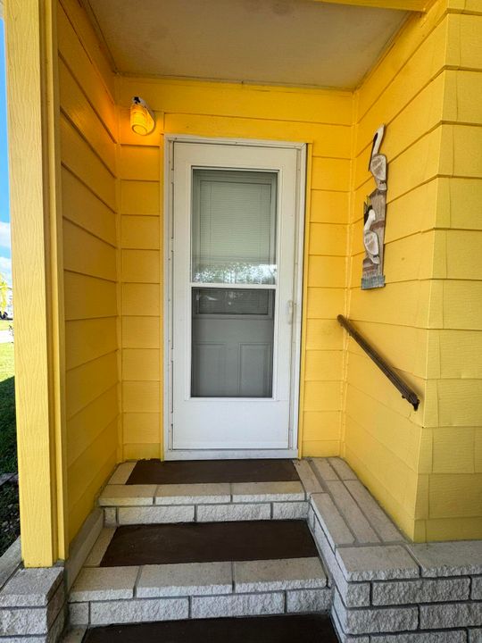 For Sale: $48,000 (2 beds, 2 baths, 1400 Square Feet)