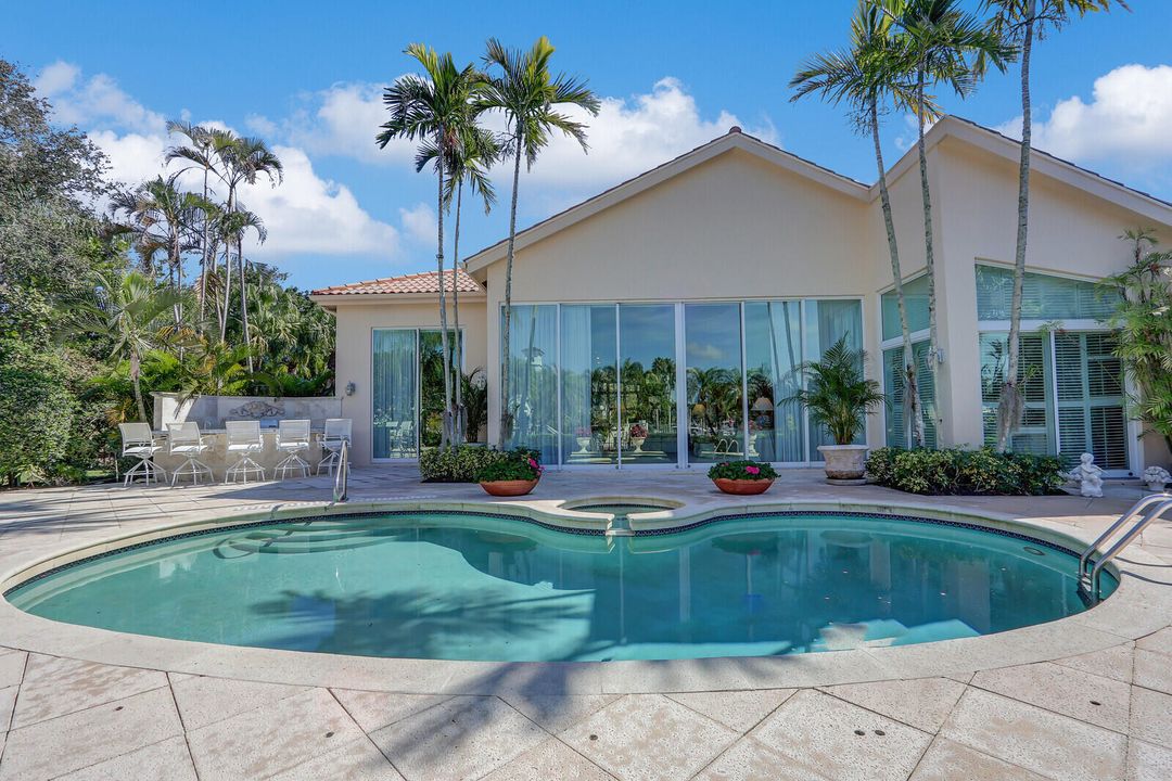 На продажу: $4,495,000 (4 спален, 4 ванн, 3648 Квадратных фут)