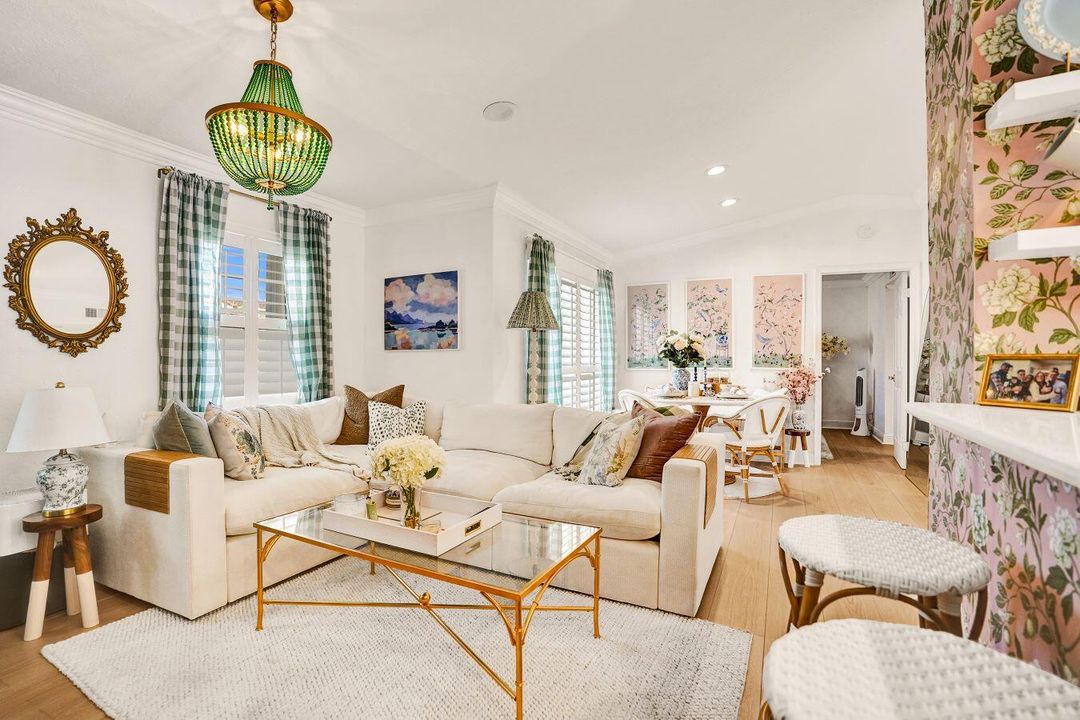 En Venta: $315,000 (2 camas, 2 baños, 1111 Pies cuadrados)