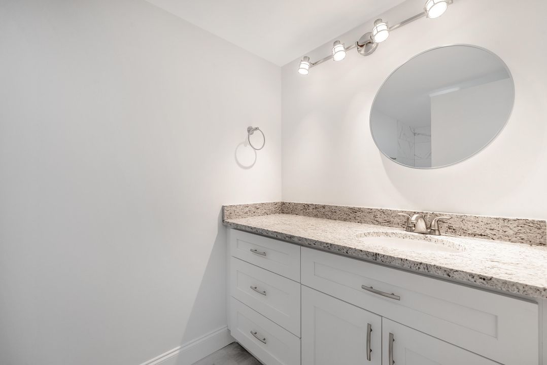 For Sale: $214,900 (2 beds, 2 baths, 1160 Square Feet)