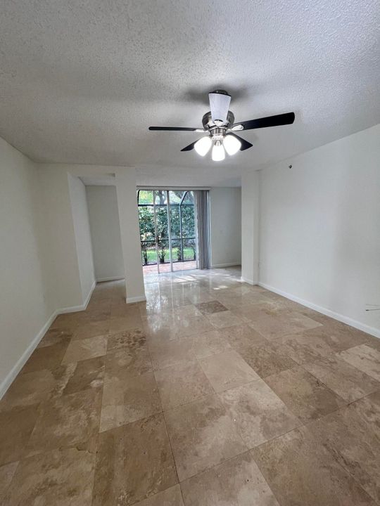 For Rent: $2,800 (2 beds, 2 baths, 1303 Square Feet)