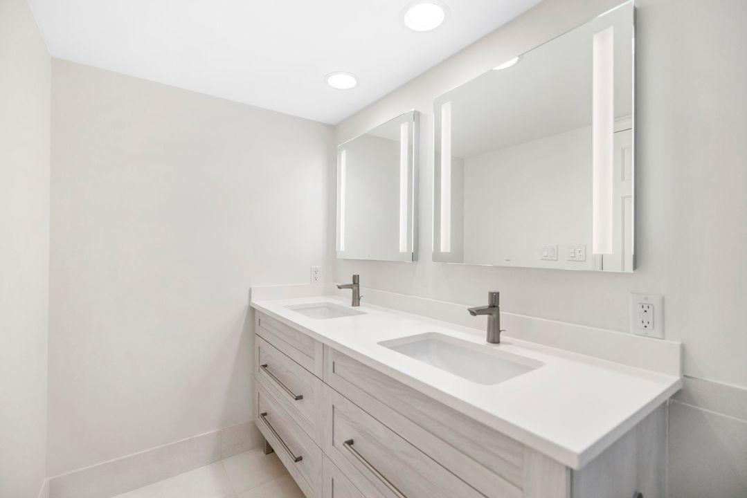 На продажу: $1,275,000 (2 спален, 2 ванн, 1760 Квадратных фут)