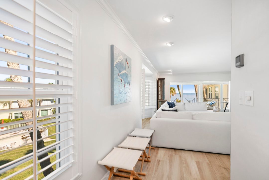 На продажу: $1,275,000 (2 спален, 2 ванн, 1760 Квадратных фут)