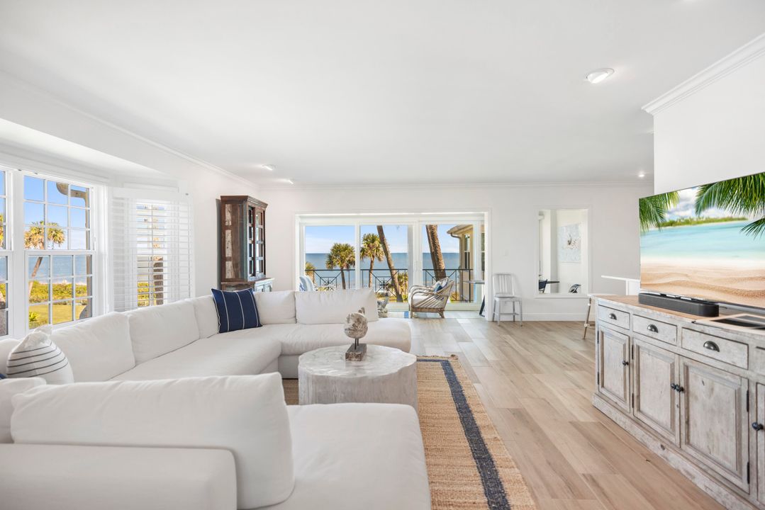 На продажу: $1,275,000 (2 спален, 2 ванн, 1760 Квадратных фут)