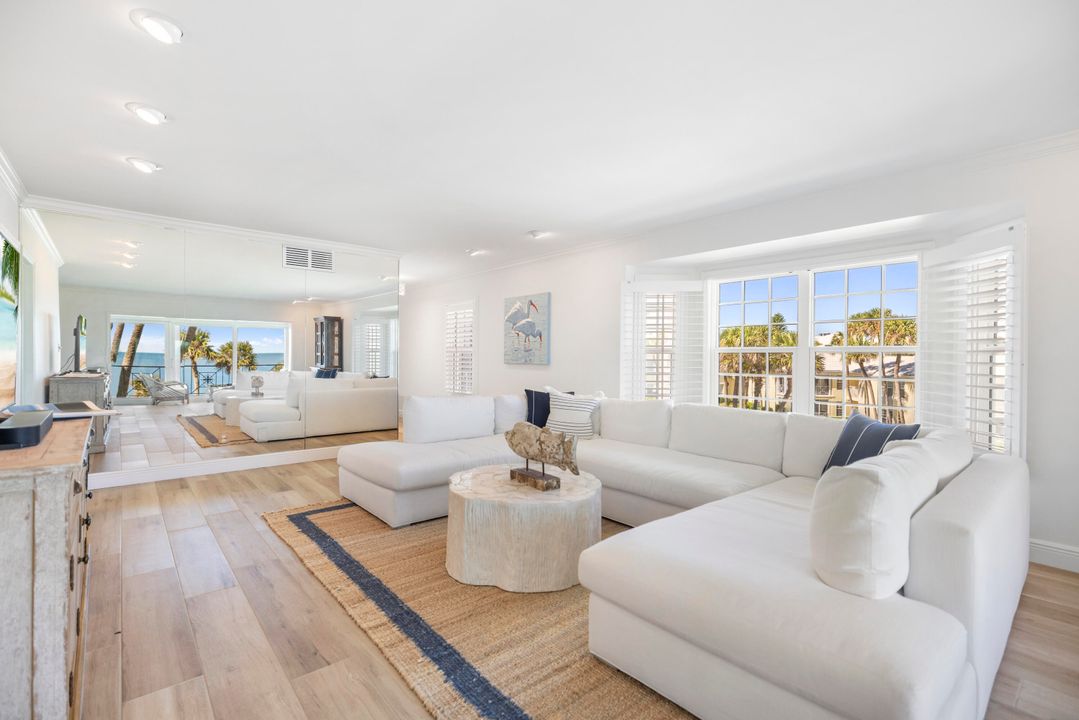 На продажу: $1,275,000 (2 спален, 2 ванн, 1760 Квадратных фут)