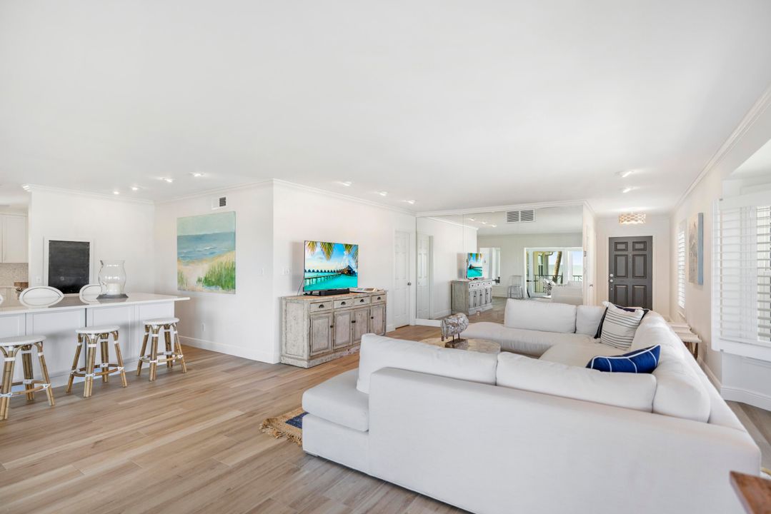 На продажу: $1,275,000 (2 спален, 2 ванн, 1760 Квадратных фут)