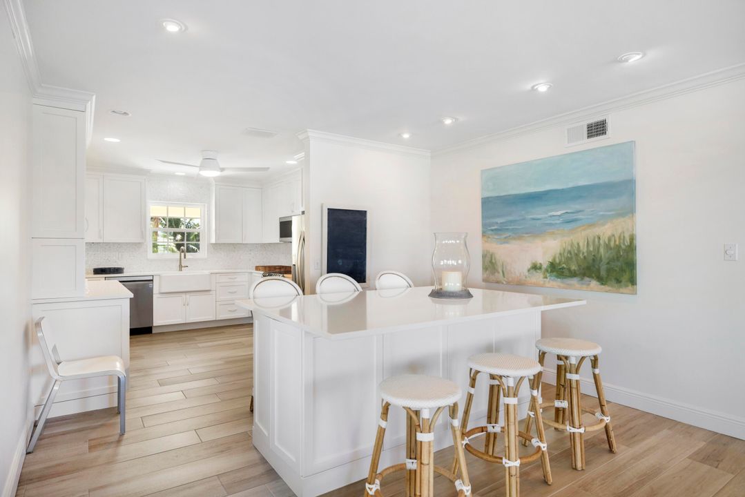 На продажу: $1,275,000 (2 спален, 2 ванн, 1760 Квадратных фут)