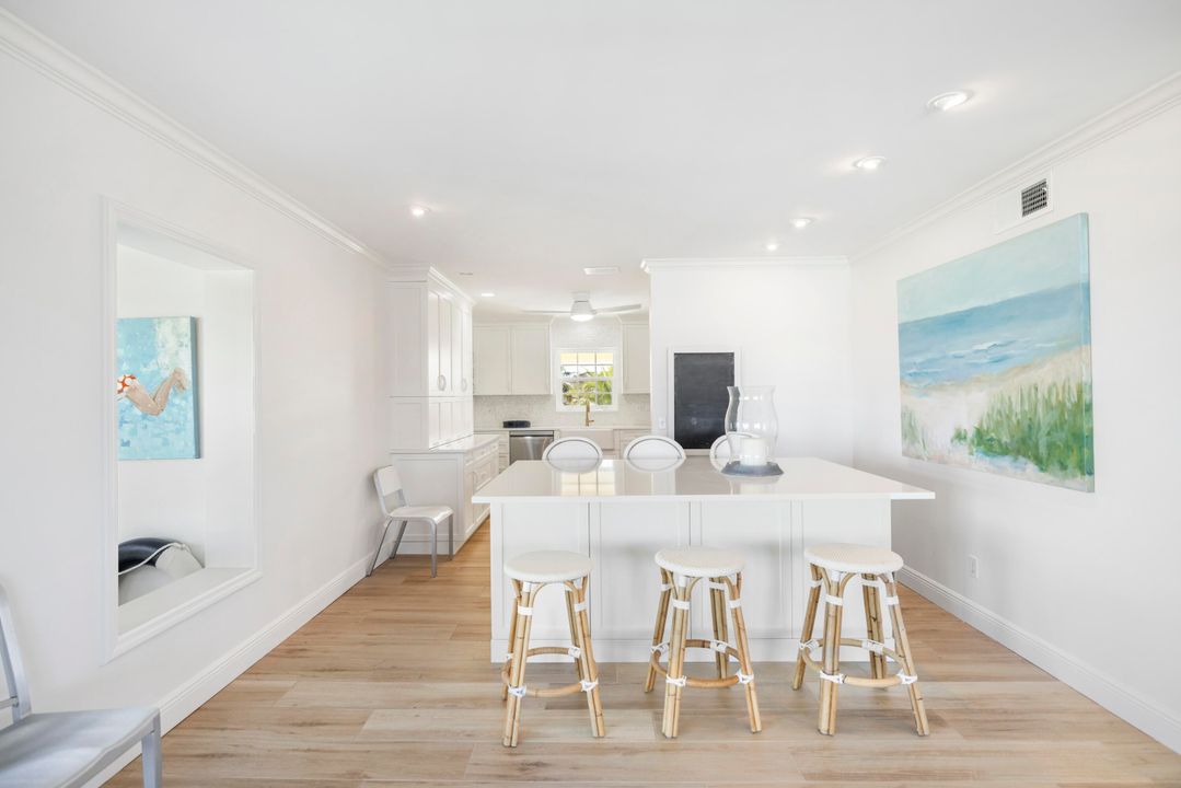 На продажу: $1,275,000 (2 спален, 2 ванн, 1760 Квадратных фут)