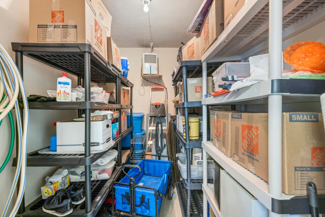 На продажу: $1,275,000 (2 спален, 2 ванн, 1760 Квадратных фут)