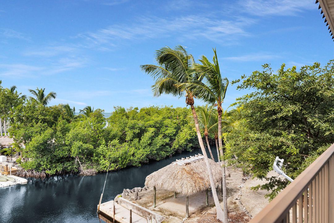 For Sale: $2,800,000 (2 beds, 2 baths, 1509 Square Feet)