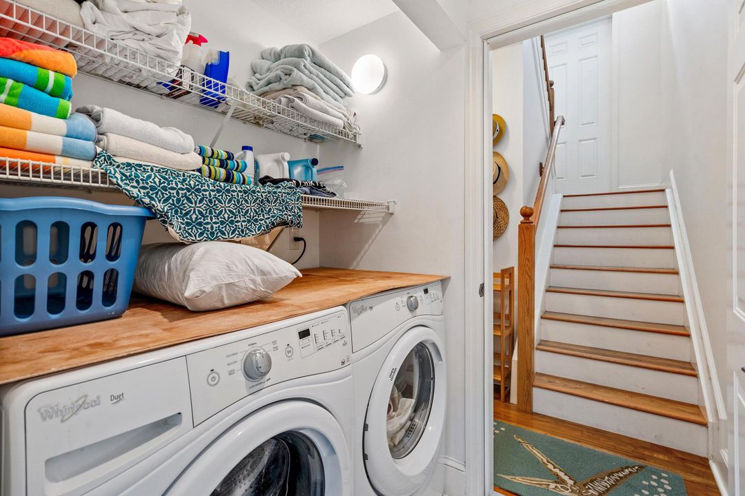 出租: $7,000 (3 贝兹, 3 浴室, 1709 平方英尺)