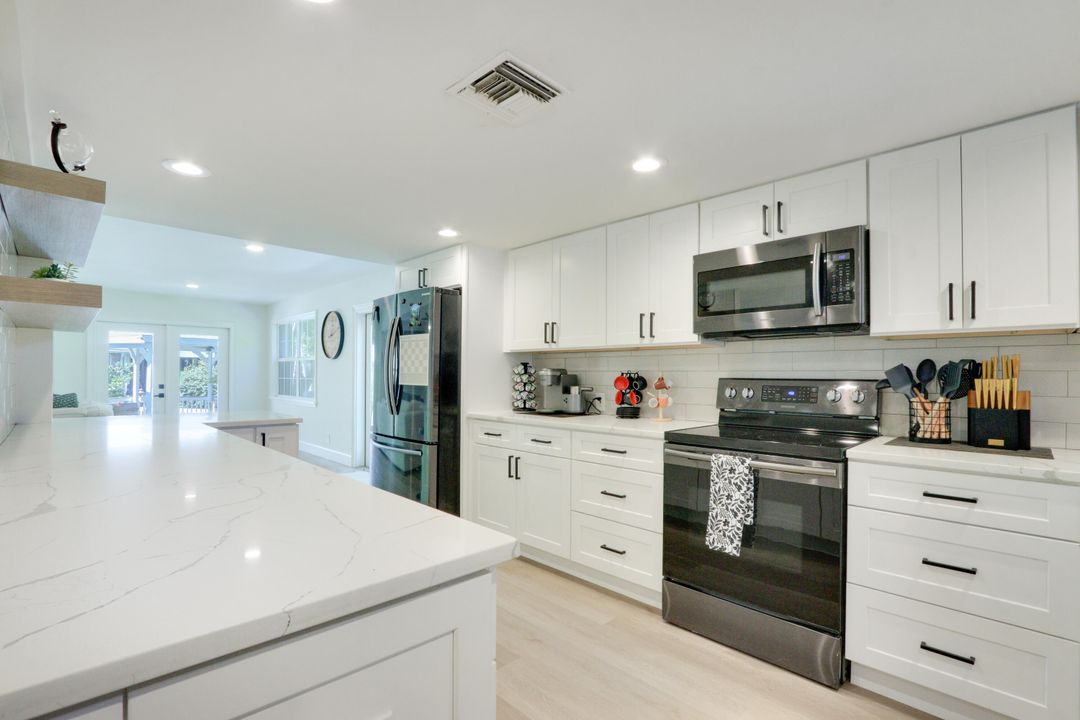 For Sale: $1,099,000 (4 beds, 2 baths, 2149 Square Feet)