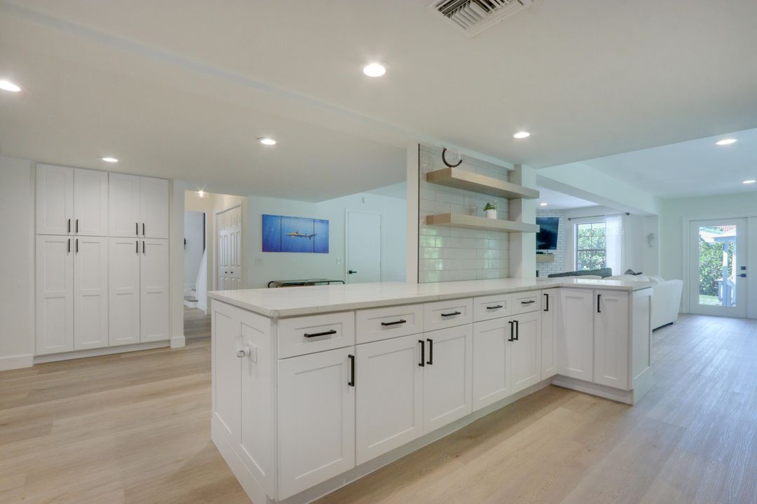 For Sale: $1,099,000 (4 beds, 2 baths, 2149 Square Feet)