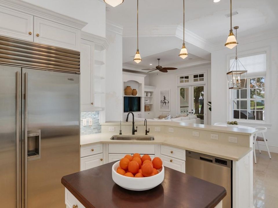 待售: $2,200,000 (3 贝兹, 3 浴室, 3673 平方英尺)