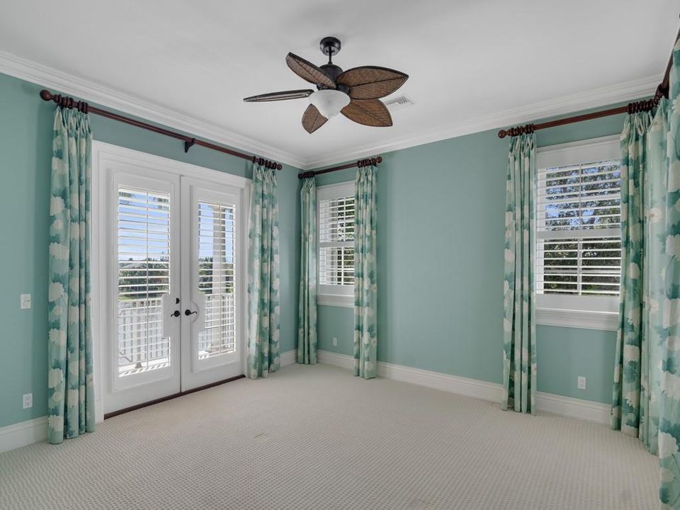 待售: $2,200,000 (3 贝兹, 3 浴室, 3673 平方英尺)