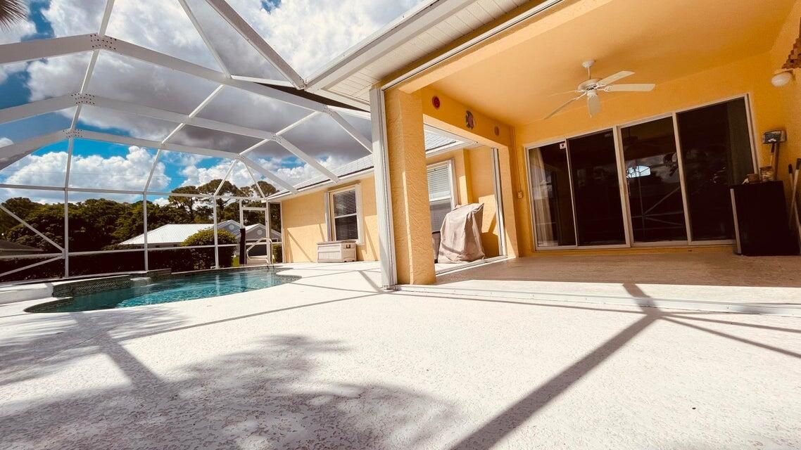 出租: $3,700 (4 贝兹, 3 浴室, 2012 平方英尺)