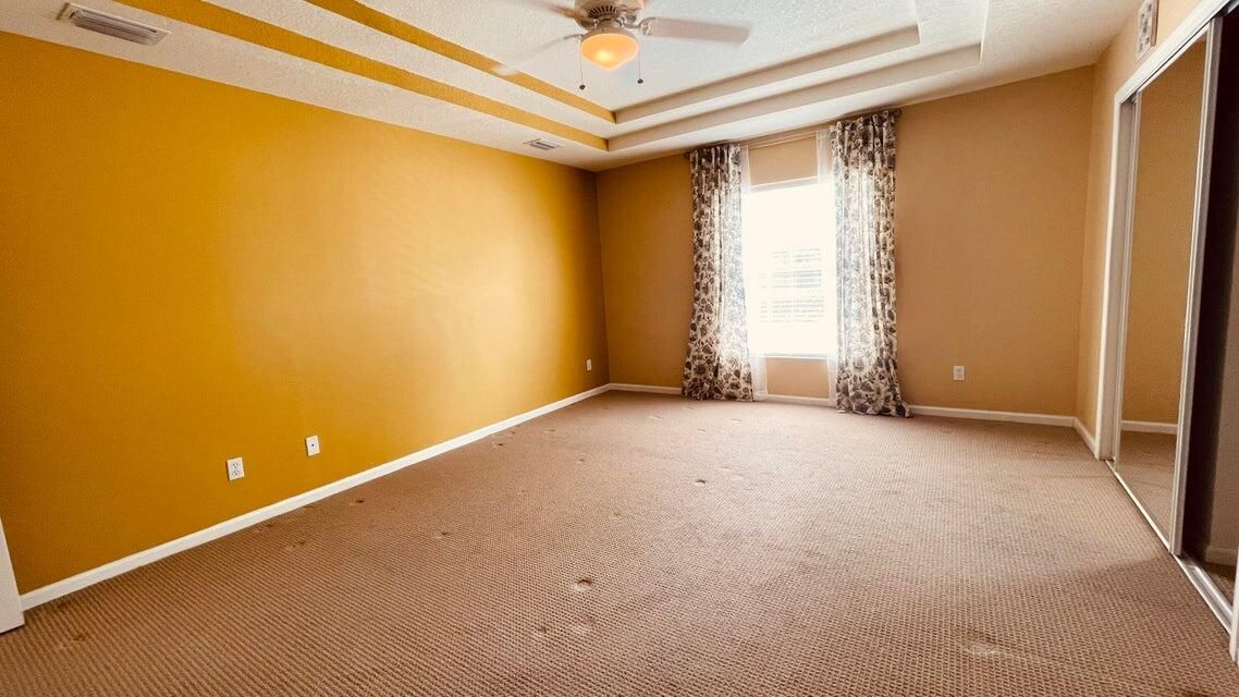 出租: $3,700 (4 贝兹, 3 浴室, 2012 平方英尺)