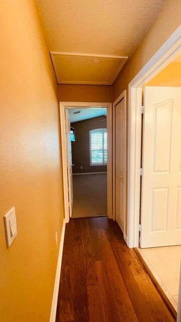 出租: $3,700 (4 贝兹, 3 浴室, 2012 平方英尺)