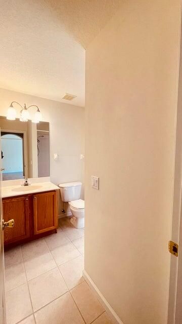 出租: $3,700 (4 贝兹, 3 浴室, 2012 平方英尺)