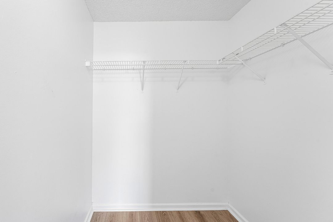 На продажу: $350,000 (3 спален, 2 ванн, 1200 Квадратных фут)