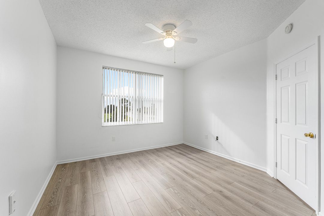 На продажу: $350,000 (3 спален, 2 ванн, 1200 Квадратных фут)