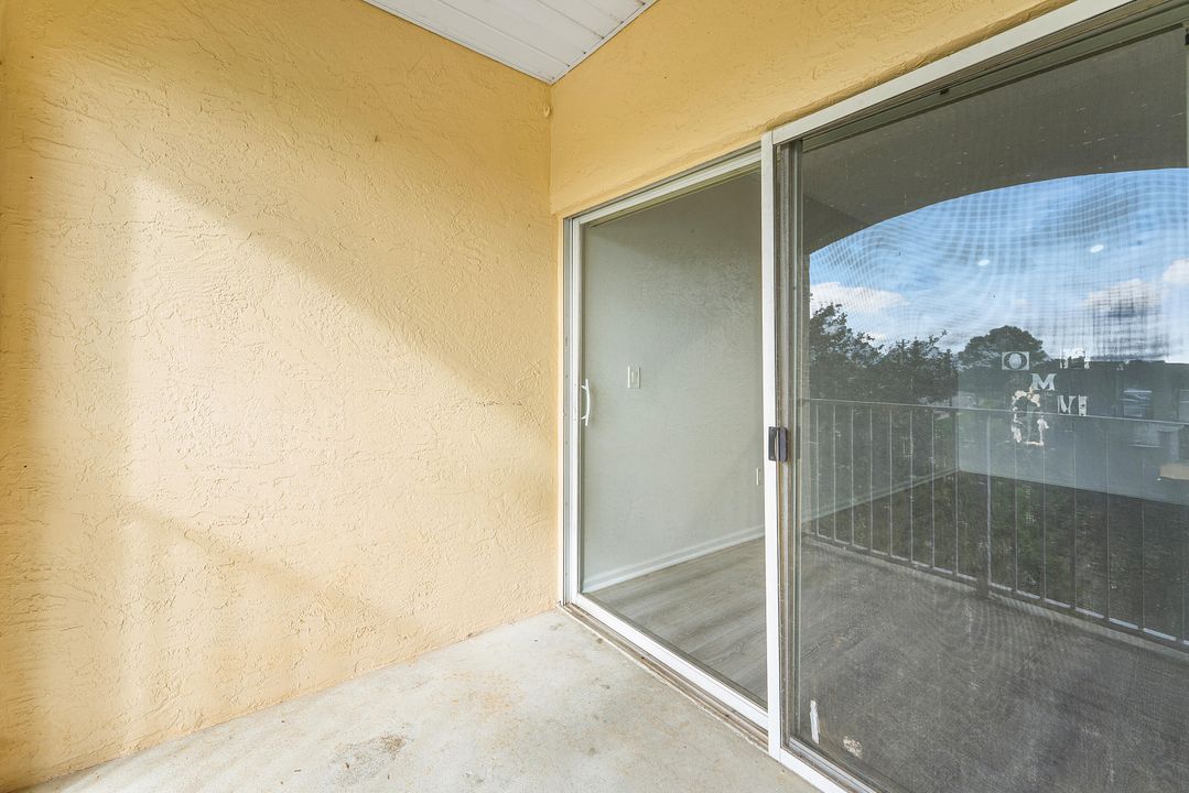 На продажу: $350,000 (3 спален, 2 ванн, 1200 Квадратных фут)