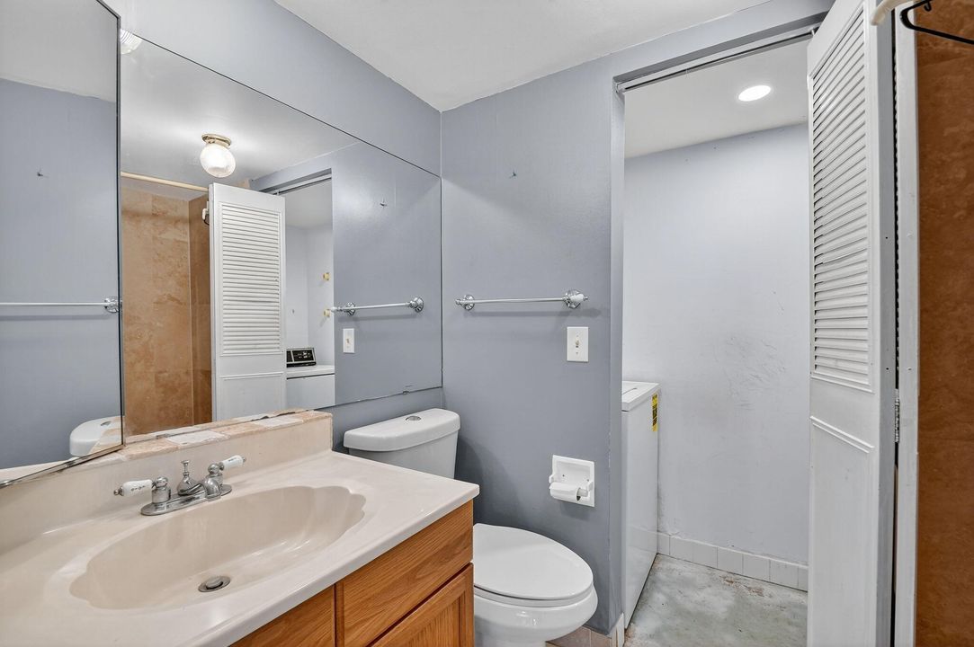 En Venta: $239,777 (2 camas, 2 baños, 1232 Pies cuadrados)