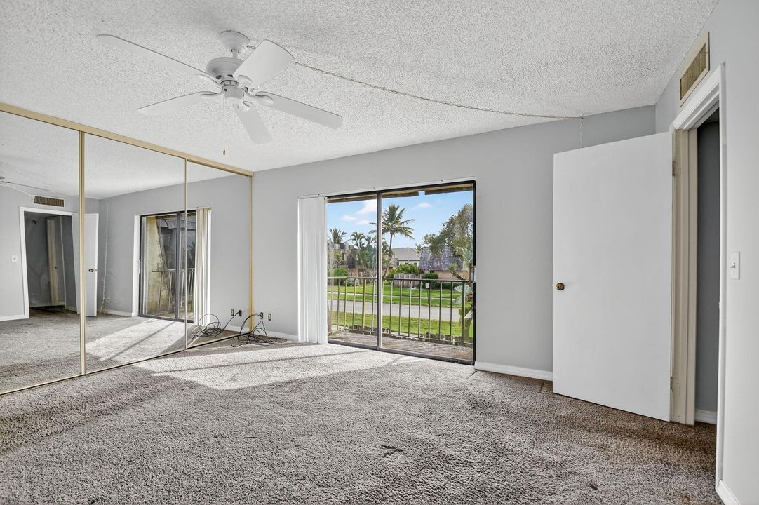 En Venta: $239,777 (2 camas, 2 baños, 1232 Pies cuadrados)