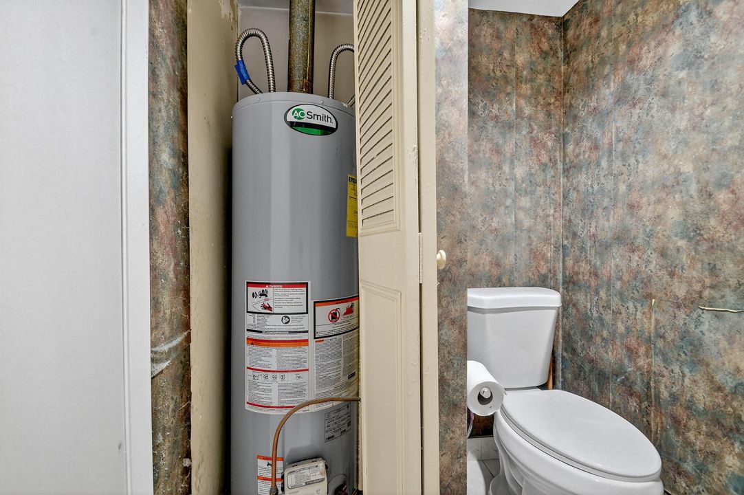 En Venta: $239,777 (2 camas, 2 baños, 1232 Pies cuadrados)