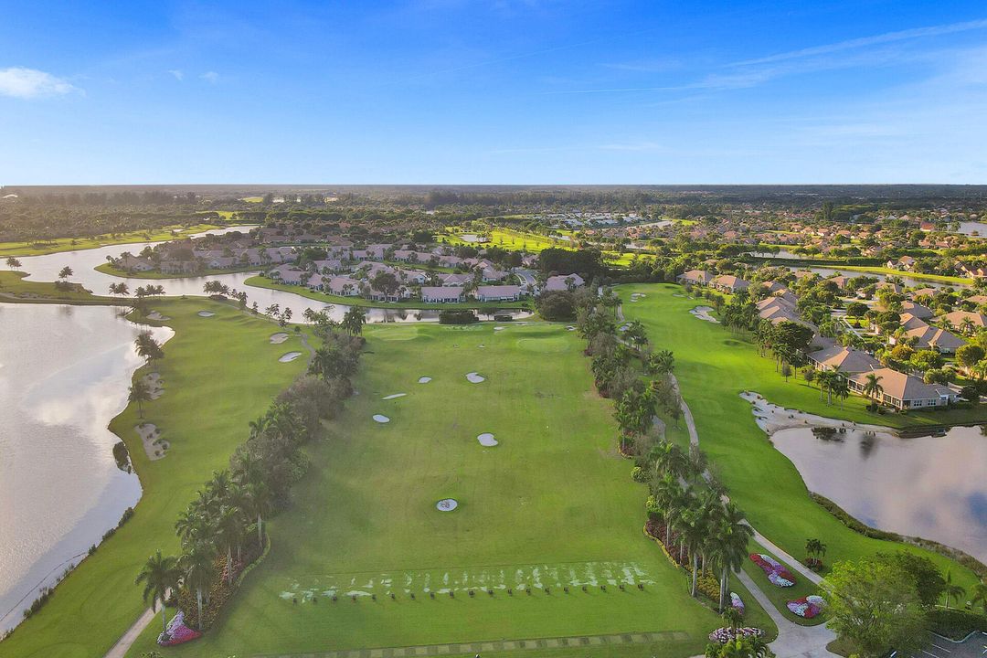 En Venta: $225,000 (2 camas, 2 baños, 1831 Pies cuadrados)