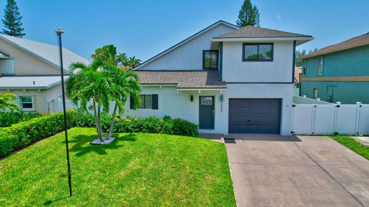 待售: $799,000 (3 贝兹, 2 浴室, 1655 平方英尺)