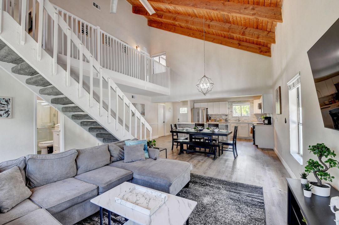 待售: $799,000 (3 贝兹, 2 浴室, 1655 平方英尺)