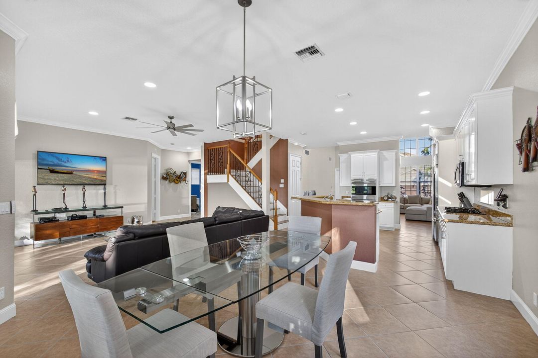 For Sale: $950,000 (5 beds, 3 baths, 3466 Square Feet)