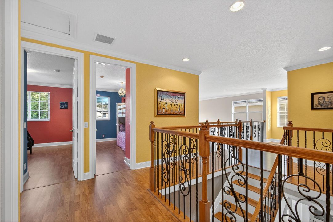 For Sale: $950,000 (5 beds, 3 baths, 3466 Square Feet)