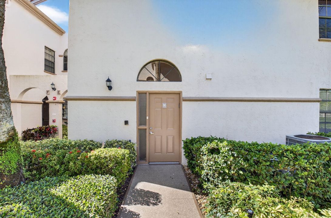 Active With Contract: $220,000 (3 beds, 2 baths, 1657 Square Feet)