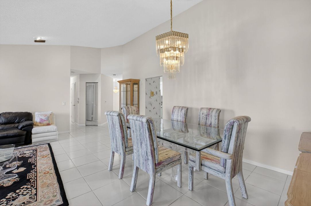 Active With Contract: $220,000 (3 beds, 2 baths, 1657 Square Feet)