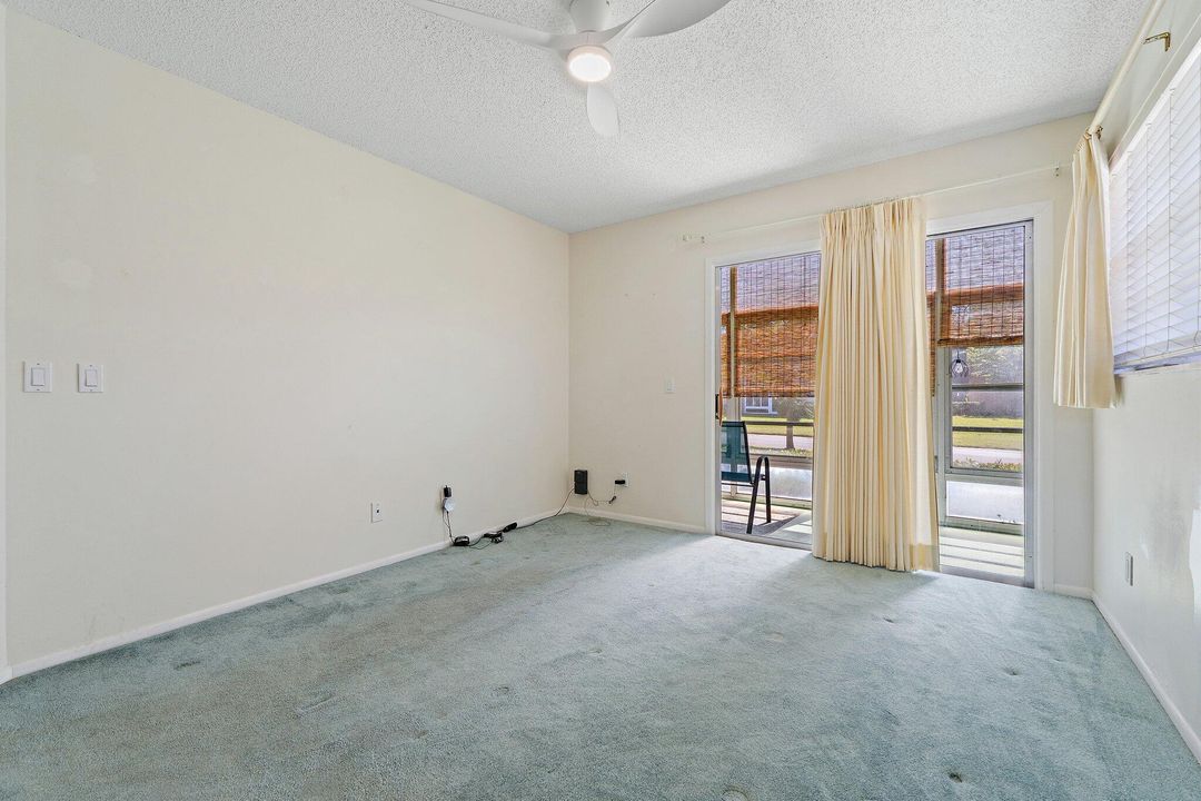 For Rent: $2,200 (2 beds, 2 baths, 1170 Square Feet)