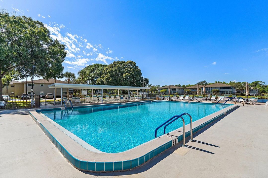 For Rent: $2,200 (2 beds, 2 baths, 1170 Square Feet)