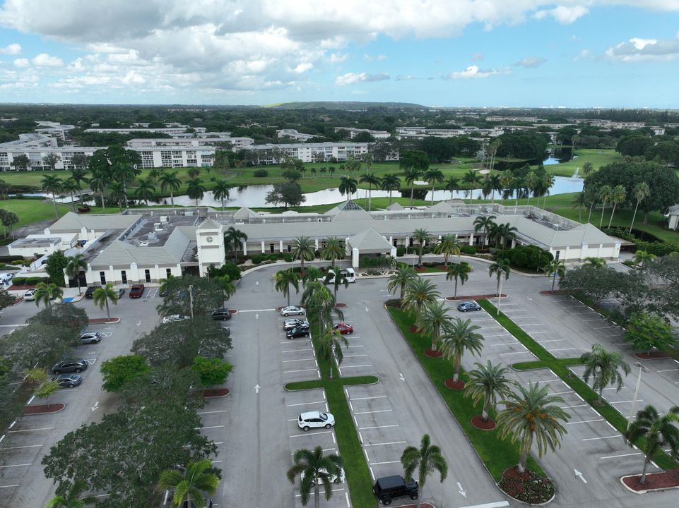 Activo con contrato: $2,300 (2 camas, 2 baños, 1002 Pies cuadrados)