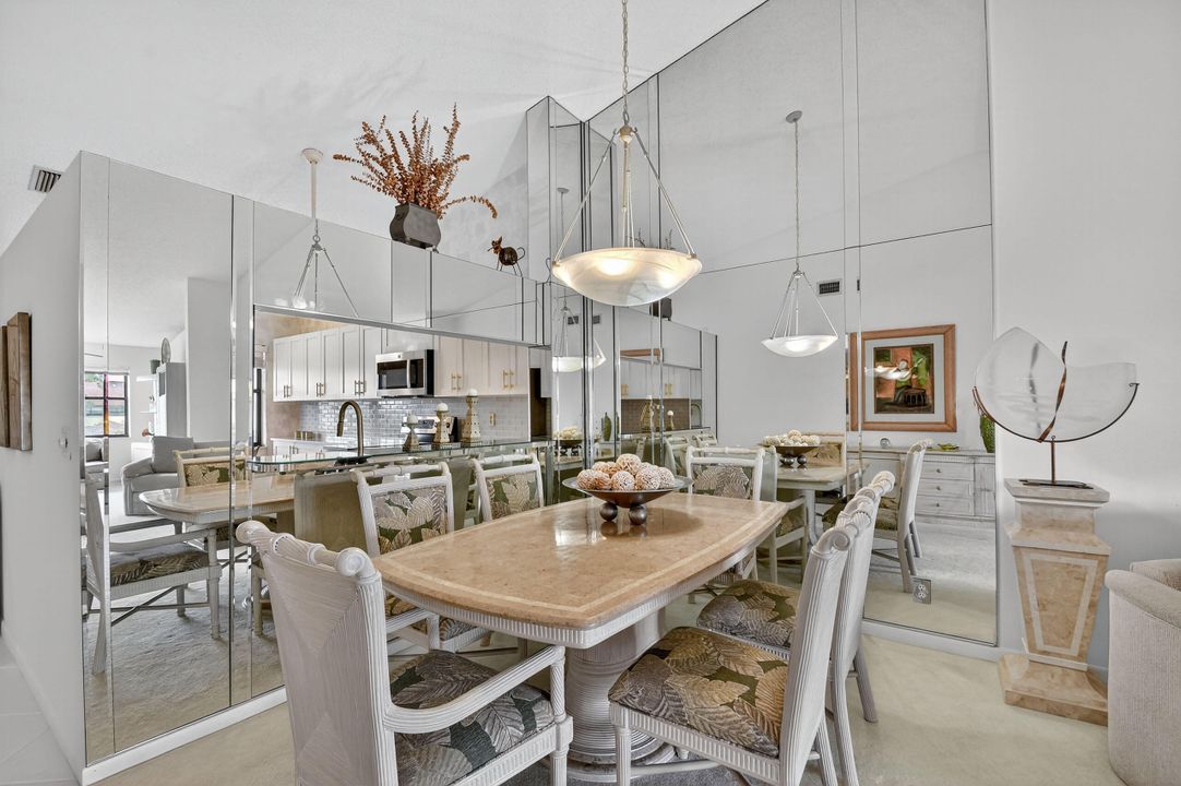 For Sale: $225,000 (2 beds, 2 baths, 1186 Square Feet)