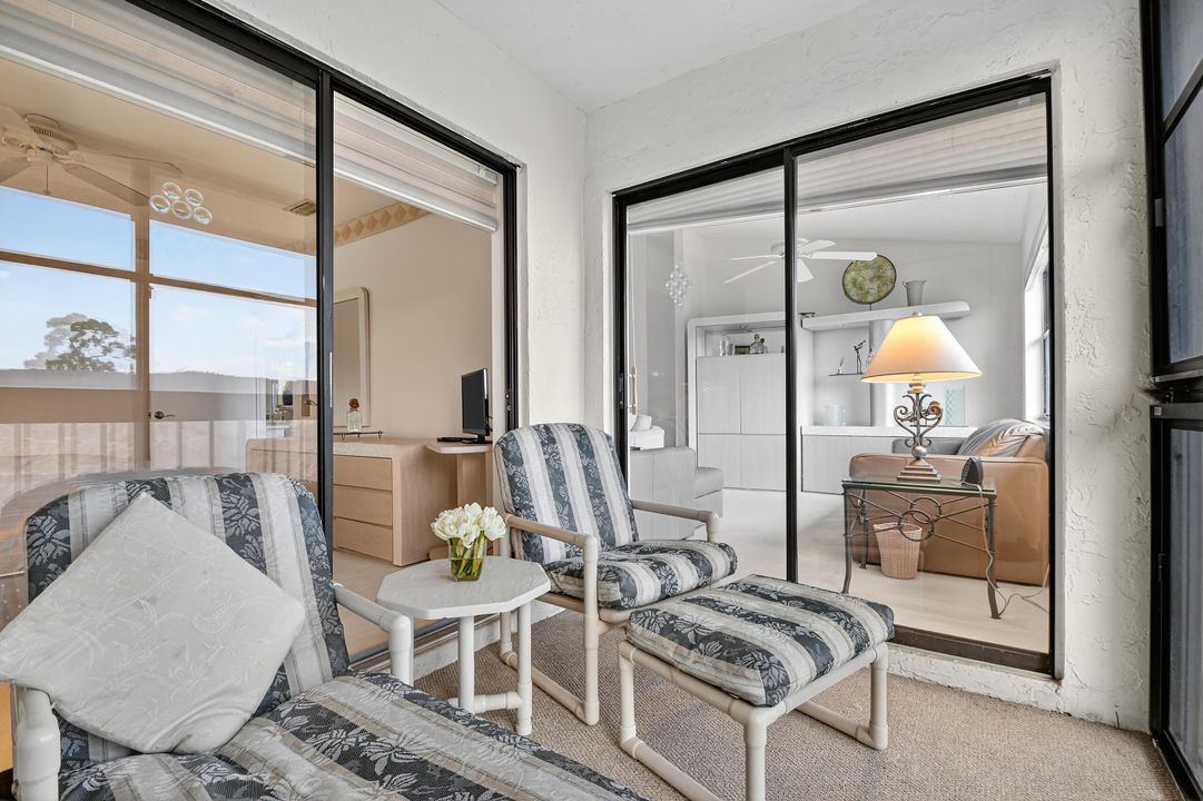 For Sale: $225,000 (2 beds, 2 baths, 1186 Square Feet)