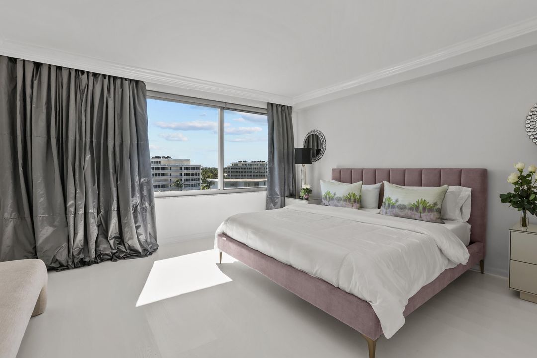 Active With Contract: $10,000 (1 beds, 1 baths, 868 Square Feet)